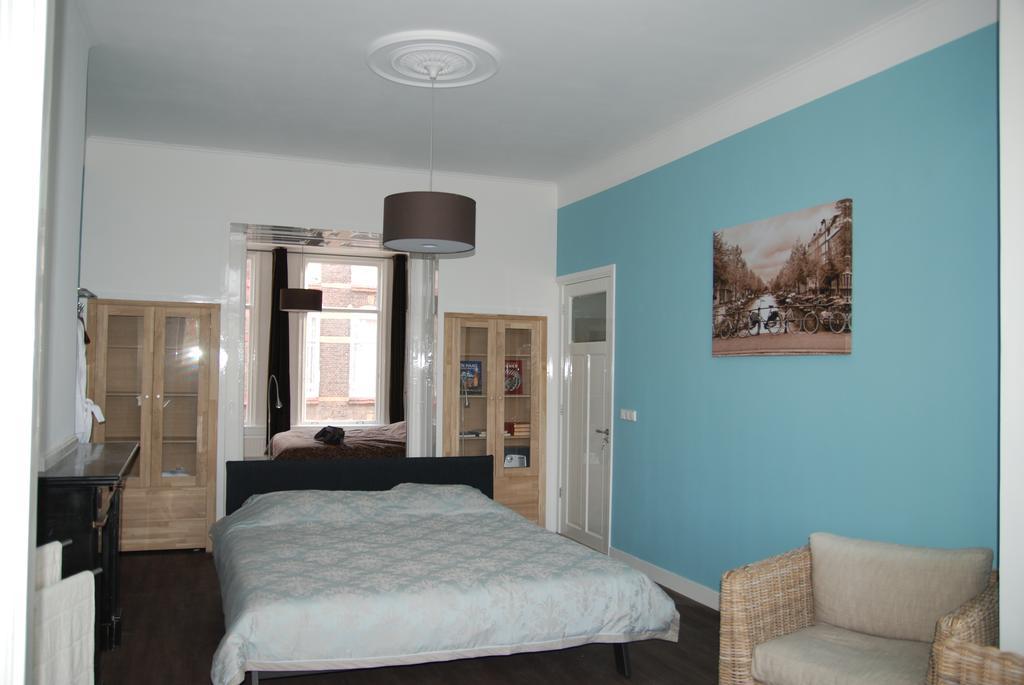Bed & Breakfast Obrechtstraat Den Haag Phòng bức ảnh